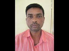 నెట్‌లో అశ్లీల చిత్రాలతో మహిళా సహోద్యోగుల ఫోటోలు: అరెస్టు (ఫొటో)