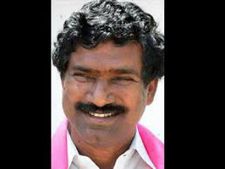 డిసిఎం రాజయ్య కాన్వాయ్ కారు ఢీకొట్టి 7 గురికి గాయాలు