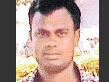 రైలు కింద పడి ప్రియుడి ఆత్మహత్య: విషగుళికలు మింగిన ప్రేయసి