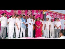 లంచం ఇచ్చినా, తీసుకున్నాచంపేస్తా!: కేసీఆర్, ఫోన్..