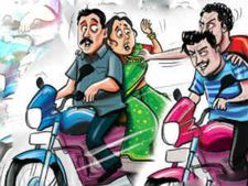 తుపాకితో బెదిరించి మహిళ మెడలో తాళి చోరీ