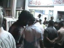 దుండిగల్‌లో ఘోర ప్రమాదం: తొమ్మిది మంది మృతి(పిక్చర్స్)