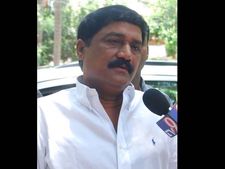 విజయవాడలో ఈషా ఫౌండేషన్‌కు 400 ఎకరాల భూమి: మంత్రి గంటా ప్రకటన