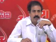 పవన్ కళ్యాణ్ ఎక్కడ: రామకృష్ణ, పురంధేశ్వరిపై హీరో శివాజీ అసహనం 