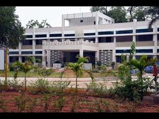 విజయవాడలో సీఎం క్యాంప్ ఆఫీసు ఇదే(వీడియో) 