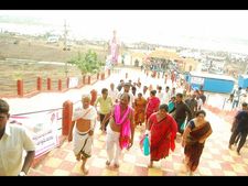  పుష్కరాలు: దొంగల్ని బోట్లో చేజ్ చేసి పట్టుకున్నారు, అర్ధరాత్రి బాబు తనిఖీ