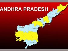 టాప్ లేచిపోద్ది: ప్రత్యేక హోదాపై వెలిసిన వివాదాస్పద పోస్టర్లు