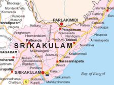 శ్రీకాకుళం జిల్లాలో భూ ప్రకంపనలు: బయటికి పరుగులు తీసిన జనం
