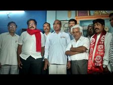 వామపక్ష నేతల భేటీ: వరంగల్‌లో పోటీకి గద్దర్ అనాసక్తి