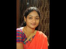 వేధింపులతో మహిళ ఆత్మహత్య, నింద భరించలేక విద్యార్థి (పిక్చర్స్)