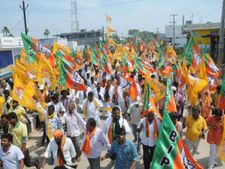ద్రోహులకు మంత్రి పదవులు, పోరాటం చేసిన కోదండరామ్‌ ఒంటరి: రేవంత్