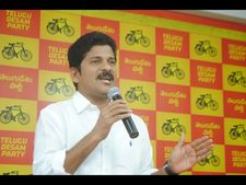  డిసెంబర్లో నా కూతురు పెళ్లి, ఇక తర్వాత కెసిఆర్‌ది: రేవంత్ ఆగ్రహం, ఎర్రబెల్లికి చేదు 