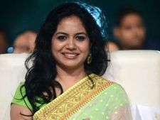 అమరావతి శంకుస్థాపనకు యాంకర్‌గా సునీత: అదృష్టమని వ్యాఖ్య