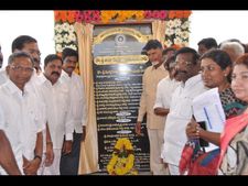 ఏంటిది! బ్లాక్ లిస్ట్‌లో పెడతాం: కాంట్రాక్టర్ల‌పై బాబుకు కోపమొచ్చింది