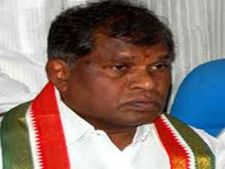 సిరిసిల్ల రాజయ్య కోడలు, ముగ్గురు పిల్లలు సజీవదహనం