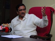 నాకు సంబంధం లేదు: అమరావతికి ల్యాండ్ పూలింగ్‌పై కెఈ సంచలనం