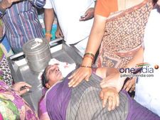  మేయర్ కొడుకు సహా చింటూ టార్గెట్ 5గురు, ఎయిర్‌పోర్ట్‌లకు లేఖ: పోలీస్‌పై బాబు ఆగ్రహం 