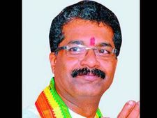 టిటిడిపికి షాక్: ఎమ్మెల్యే ఇంట్లో రూ.18 కోట్లు స్వాధీనం, కర్నాటకలో ఆస్తులు
