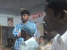 9వ తరగతి విద్యార్ధినిపై ఇంగ్లీష్ టీచర్ లైంగిక వేధింపులు, అసభ్య ప్రవర్తన
