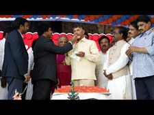 10 కోట్లతో క్రైస్తవ భవన్: క్రిస్మస్‌కు చంద్రన్న కానుకలివే (ఫోటోలు)
