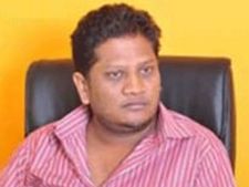  చింటూతో పావనికి లింక్: మాయలేడీ దందాలో బెదిరింపులు