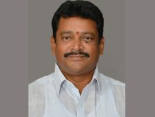 మరో ఎమ్మెల్యే ట్విస్ట్: జగన్ బేజారు, స్పీకర్‌కు ఫిర్యాదు