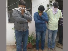 నకిలీ వీసాతో మోసాలు, ఖమ్మంలో ప్రియురాలు-భర్తను కట్టేసి కొట్టింది!