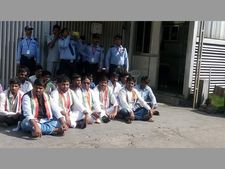 టిఆర్ఎస్‌లోకి పొన్నాల?: ‘టిఆర్ఎస్‌ది మైండ్‌గేమ్-సాక్షి మీడియావి అసత్యాలు’