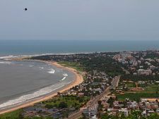 ప్రియుడే మోసగాడు: ఓ ఇంజనీరింగ్ విద్యార్ధి తెలివైన మోసం