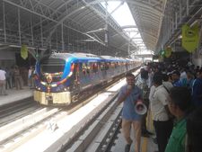 మెట్రో రైలులో బ్లాక్ బాక్స్ లు