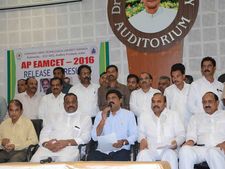 ఏపీ 10th ఫలితాలు విడుదల: కడప ఫస్ట్.. చిత్తూరు లాస్ట్