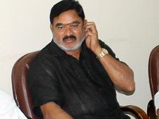టీడీపీని వణికిస్తోన్న కర్నూల్ పాలిటిక్స్ : వైసీపీ వైపు చూస్తోన్న ఏరాసు