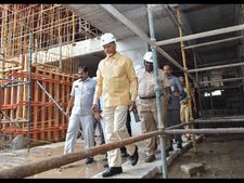  'తాత్కాలికం'లోనూ తాత్సారమే?: 27లోగా స్టాఫ్ తరలింపు కష్టమే (ఫోటోలు) 