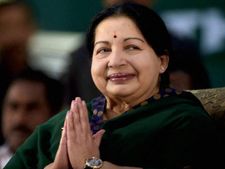 జయ అప్పుడే మొదలెట్టింది: మసీదులకు ఉచిత బియ్యం 