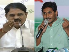 జగన్! ఏ ముఖం పెట్టుకు వెళ్తున్నారు: మంత్రి పల్లె విమర్శలు