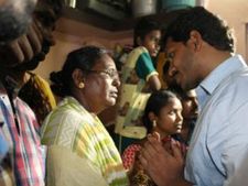  ఏఎన్-32 ఆచూకీ తెలియదు: విమానాలు నడిపే తీరు సరిగా లేదన్న జగన్ 