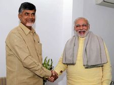 జీఎస్‌టీ వల్ల ఏపీకి 4700 కోట్లు నష్టం: బాబుకు దొరికిన మోడీ అపాయింట్‌మెంట్‌ 