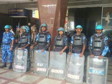  బెంగళూరు ప్రశాంతం: కర్ఫ్యూ , 144 సెక్షన్ ఉంది  