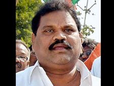  ఆపరేషన్ ఆకర్ష్ మళ్లీ షురూ..! టీడీపీలో చేరబోతున్న ఎమ్మెల్సీ