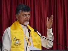 చంద్రబాబులో ఎంత మార్పు?: కార్యకర్తలతో నవ్వులు పూయించారు
