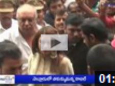 నెల్లూరులో కాజల్ సందడి: యువత కేరింత