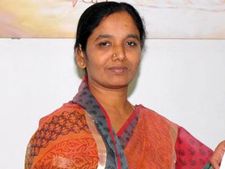 కాకిలెక్కలు చెప్పొద్దు: పరిటాల సునీత హెచ్చరిక