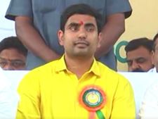 జగన్‌కు 32 ఏకరాలు అవసరమా