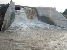 భక్త రామదాసు ఎత్తిపోతల పథకం ట్రయిల్‌రన్‌ విజయవంతం: రైతుల సంబరం