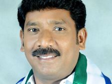 కనీస జ్ఞానం లేదా?, నేనంటే అంత చులకనా?: జగన్ పార్టీ ఎమ్మెల్యే సీరియస్