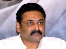 రేపటి బడ్జెట్ వాయిదా: భూమా నాగిరెడ్డి కళ్లు దానం చేసిన ఫ్యామిలీ