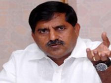 జగన్ చెబుతుంటారు, అందుకే రాచమల్లు చెప్పుతో కొట్టుకున్నారు: ఆది