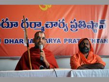 దేవుడు పక్కా కమ్యూనిస్టే.. ఎందుకంటే?, ఇదిగో ఇలా!: చిన్న జీయర్ సంచలనం