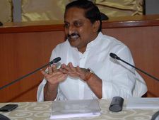 అలా చేస్తే బాలాజీ నుండి ఎమ్మెల్యే కిషన్ రెడ్డి తప్పించుకొనేవాడు,  కానీ, కిరణ్ హయంలో ఆయనదే హవా
