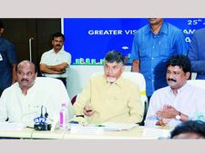 అయ్యన్న ఇలాగేవుంటే..: గంటా హెచ్చరిక, బాబుకు వివరంగా చెప్పారు